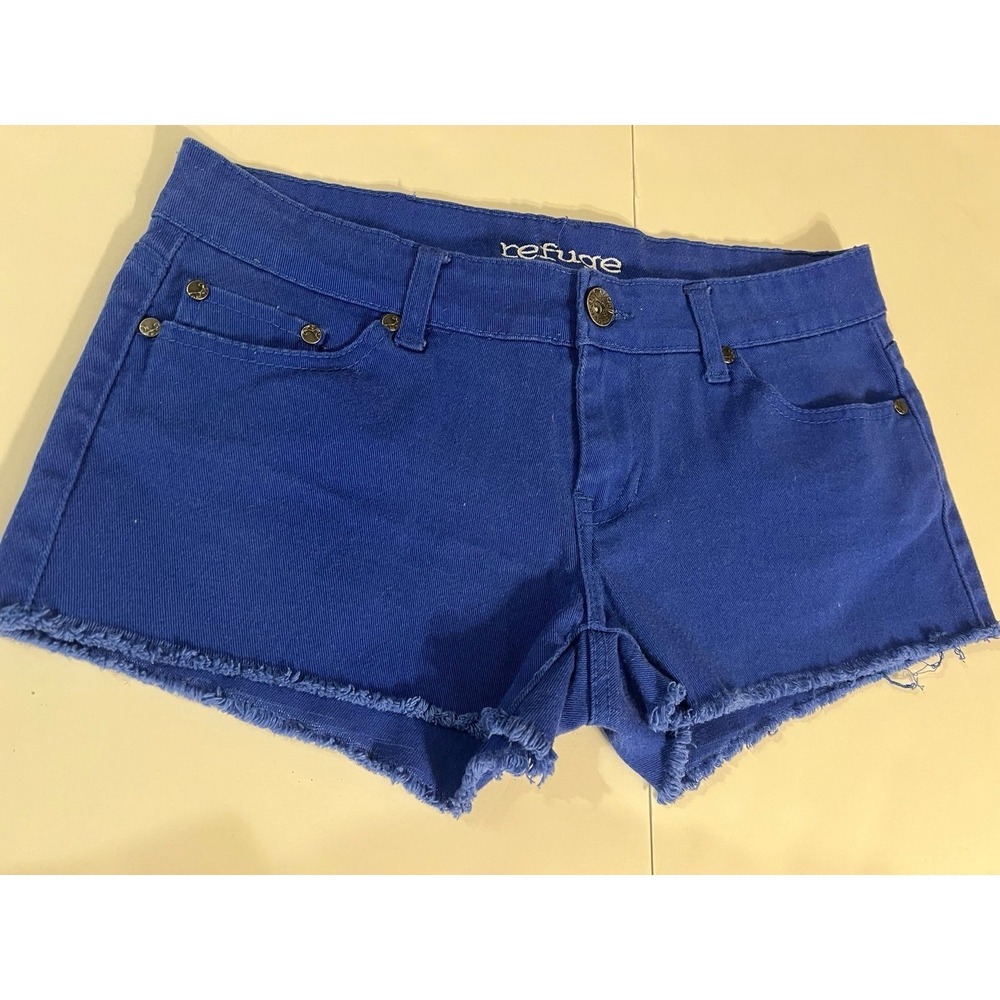 Women's size 4 Refuge blue denim shorts (2419)